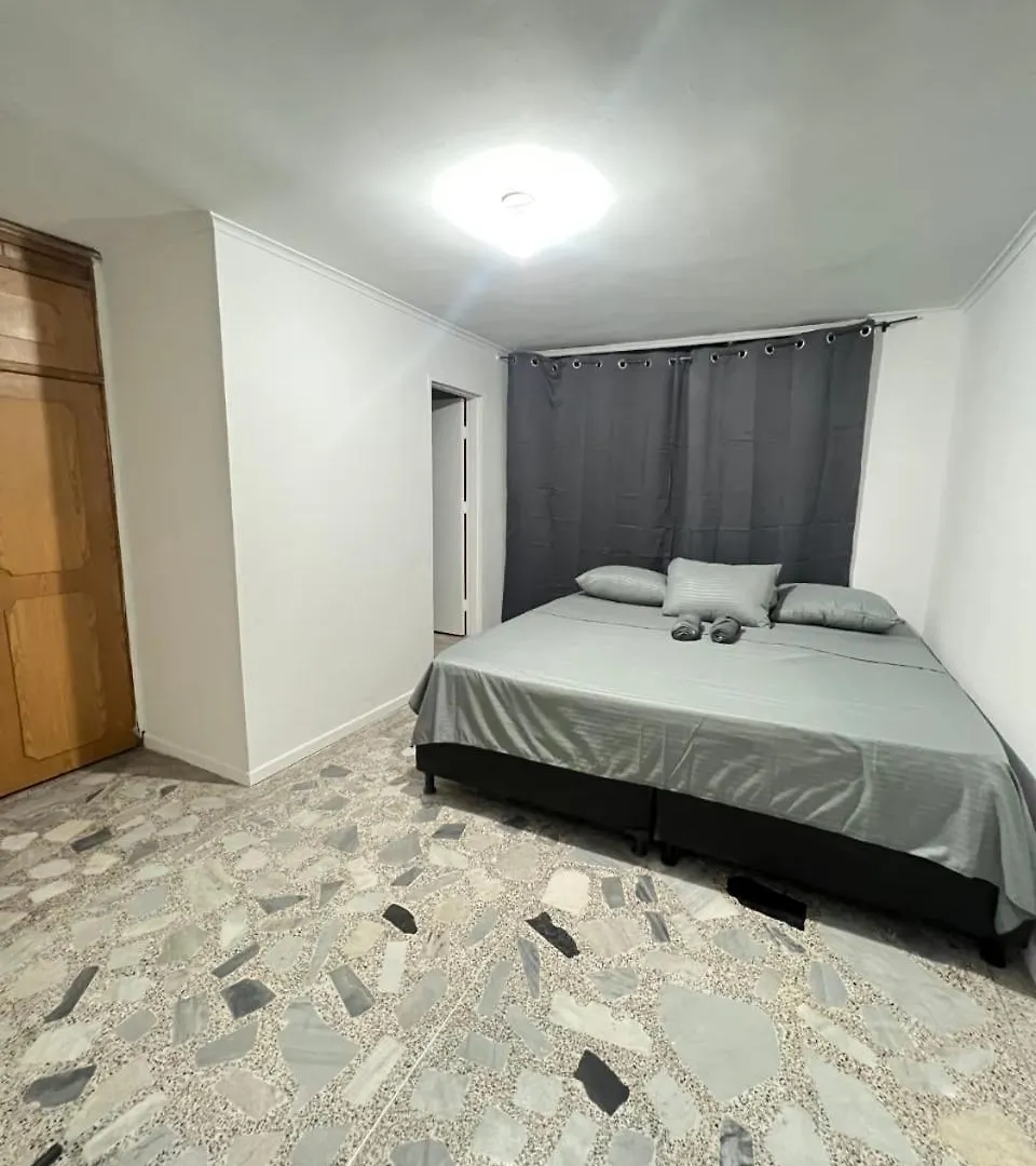 Exclusivo Apartamento Laureles - Estadio Medellin 0*,  Colombia